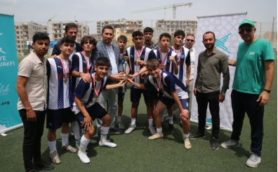 Hatay'da düzenlenen TÜGVA GençLig Futbol Turnuvası tamamlandı