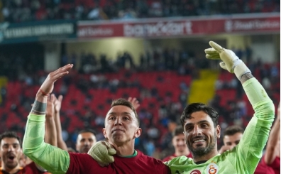 Fernando Muslera: 'Hak ederek kazanıyoruz'