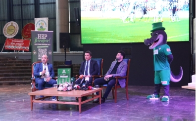 Bursaspor, Süper Lig şampiyonu oluşunun 15. yıl dönümünü kutladı