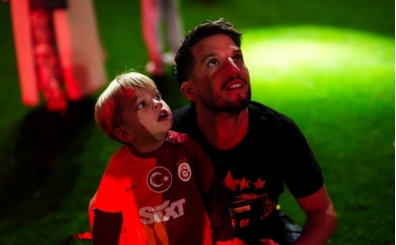 Dries Mertens, taraftarlara veda etti!