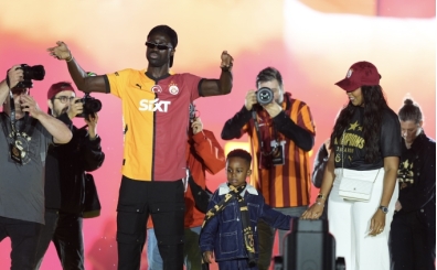 Davinson Sanchez'e Kolombiya'dan büyük övgü!