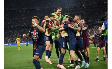 Luis Enrique'nin PSG'si dört dörtlük!