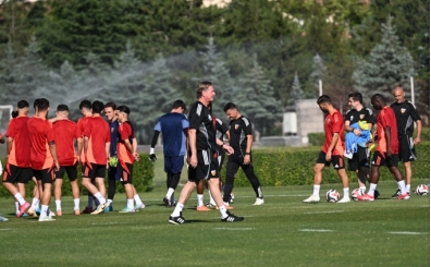 Markus Gisdol: 'Bu deerli ailenin bir paras olmaktan dolay ok mutluyum'