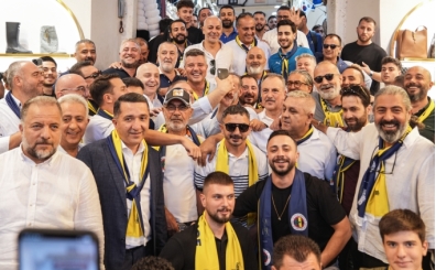 Fenerbahe Kulb Bakan Aday Sadettin Saran, Kapalar esnafn ziyaret etti
