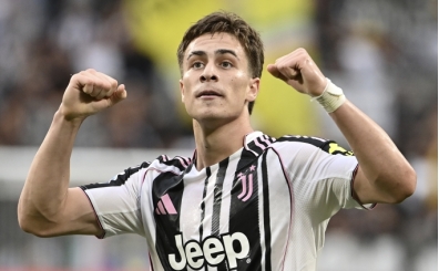 Pavel Nedved'den Kenan Yldz'a vg!