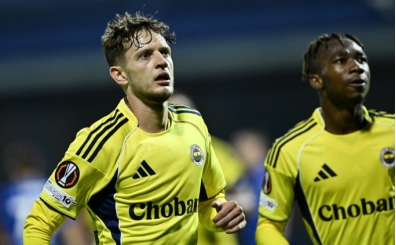 Sebastian Szymanski'den Tedesco aklamas!