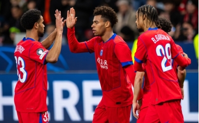 2 krmz kartl, 9 goll mata PSG, Leverkusen'e gol olup yad!