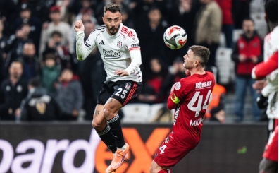 Sergen Yal��n'dan G�khan Sazda��'na uyar�