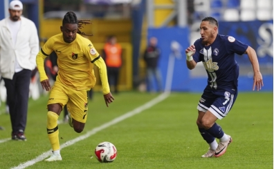 �stanbulspor, Sar�yer'e kar�� geriden d�nd�!