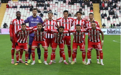 Sivasspor, Band�rmaspor'u evinde ma�lup etti