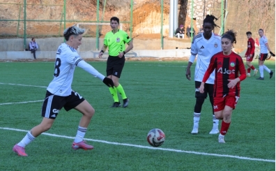 Beikta Kadn Futbol Takm, deplasmanda Yksekovaspor'a yenildi