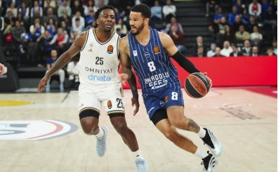 Anadolu Efes avantaj�n� koruyamad�