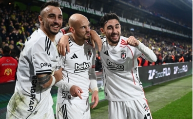 Be�ikta�'tan derbi zaferi sonras� �st �ste payla��m!