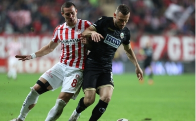 Alanyaspor'da Aliti'ye yeni sözleşme