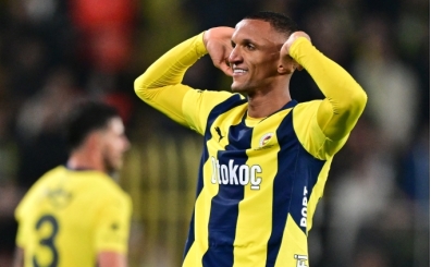Fenerbahe'de Rodrigo Becao kadro d brakld