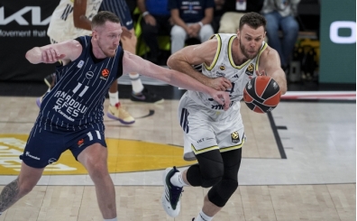 Fenerbahe Beko, Anadolu Efes'i uzatmalarda ykt!