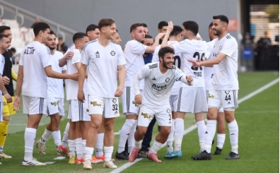 Altay'ın tesellisi gençler
