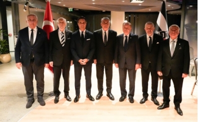 Beikta'ta Olaan Divan Bakanlk Seimi!
