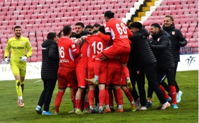 Balıkesirspor yeni yapılanmaya gidiyor!