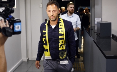 Domenico Tedesco: 'Burada olmaktan dolay ok gururluyum'