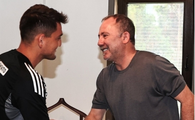 Cengiz nder, Beikta'ta ilk manda att!