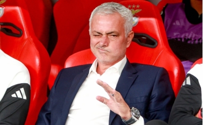 Jose Mourinho, resmen tarihe ge�ti!