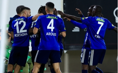 ��te Kas�mpa�a'n�n ilk yar� performans�