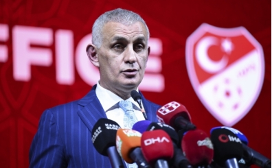 CANLI: brahim Hacosmanolu konuuyor