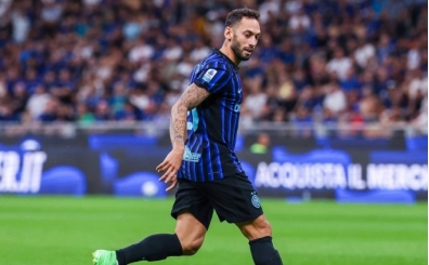 Galatasaray, Hakan �alhano�lu i�in s�reyi uzatt�