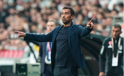 Liverpool'da teknik ekipte deiim: Van Bronckhorst ve Taffarel
