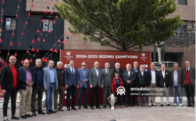 Gençlerbirliği Divan Kurulu, yeni üyeleriyle ilk toplantısını yaptı