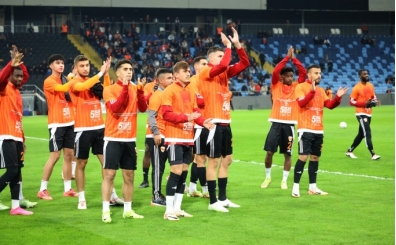 Adanaspor, puan farkn kapatmaya odakland