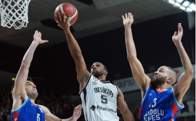 Final için ilk randevu: Beşiktaş Fibabanka - Anadolu Efes