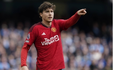 Solskjaer eski öğrencisini istiyor: Victor Lindelöf