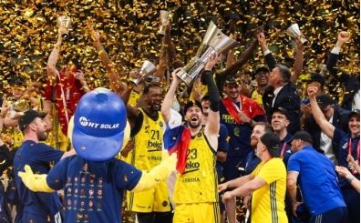 Fenerbahçe'de ayrılığı oyuncu açıkladı