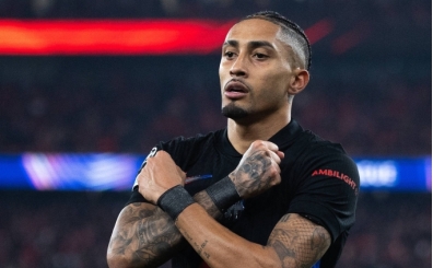 Barcelona'da Raphinha'ya yeni sözleşme