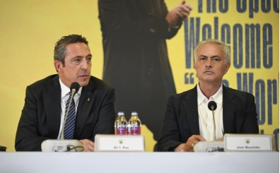 Fenerbahçe'de dev buluşma gerçekleşti: Ali Koç - Mourinho