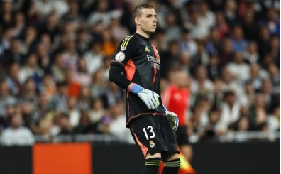 Real Madrid'de Lunin beklemede: Galatasaray ve Fenerbahçe istemişti