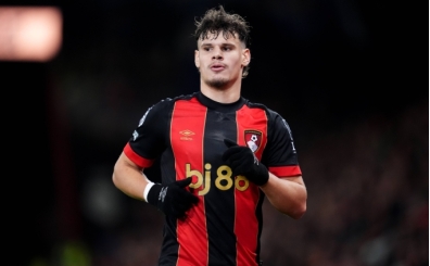 Milos Kerkez Liverpool'da! Taraflar anlaştı, resmiyet kazanıyor