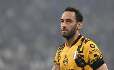 Hakan Çalhanoğlu'ndan Galatasaray'a mesaj: 'Ben indirim yaparım'