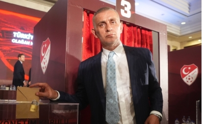 İbrahim Hacıosmanoğlu: 'Montella uzun yıllar başımızda olacak'