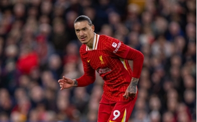 Napoli, Darwin Nunez iin Liverpool'la masaya oturuyor