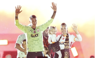 Fernando Muslera, Türkiye'den ayrıldı!