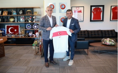 TFF Başkanı Hacıosmanoğlu, 2. Lig Kulüp başkanlarıyla buluştu