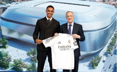 Alexander Arnold, Real Madrid'e imzayı attı!