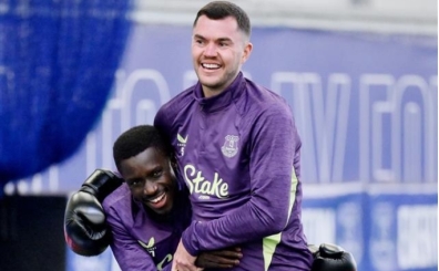 Everton'da tokat krizi zld: Gueye ile Keane bartrld