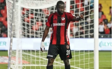 Gaziantep FK ile Badou Ndiaye yollar�n� ay�rd�