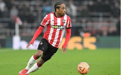 Beşiktaş Kyle Walker-Peters transferinden vazgeçti!