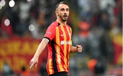Beşiktaş'tan yerli sağ bek hamlesi: Gökhan Sazdağı!