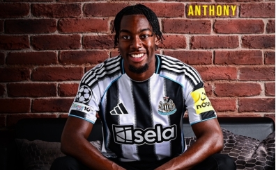 Newcastle United, Elanga'yı açıkladı!
